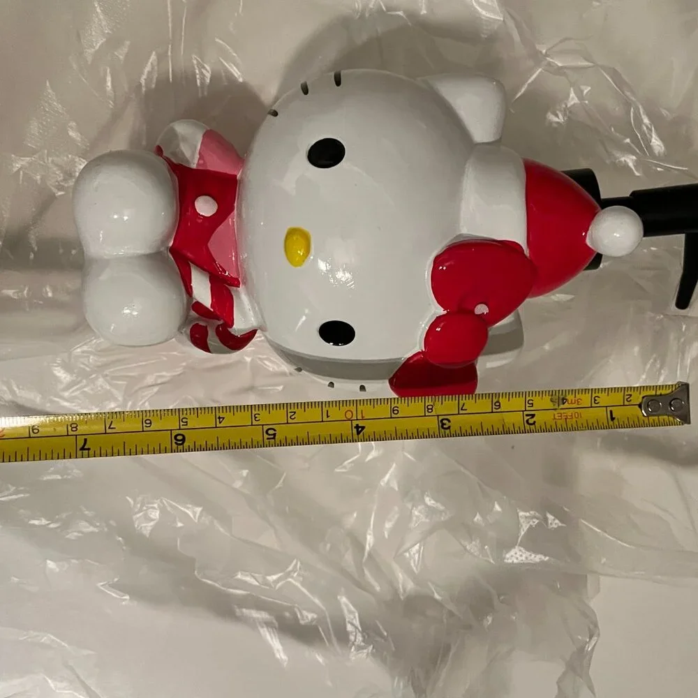 Hello‎ Kitty Pump Lotion dispenser p(home décor bathroom accessory) new in box